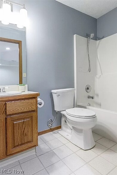 Building Photo - 8677 Scenicview, 104