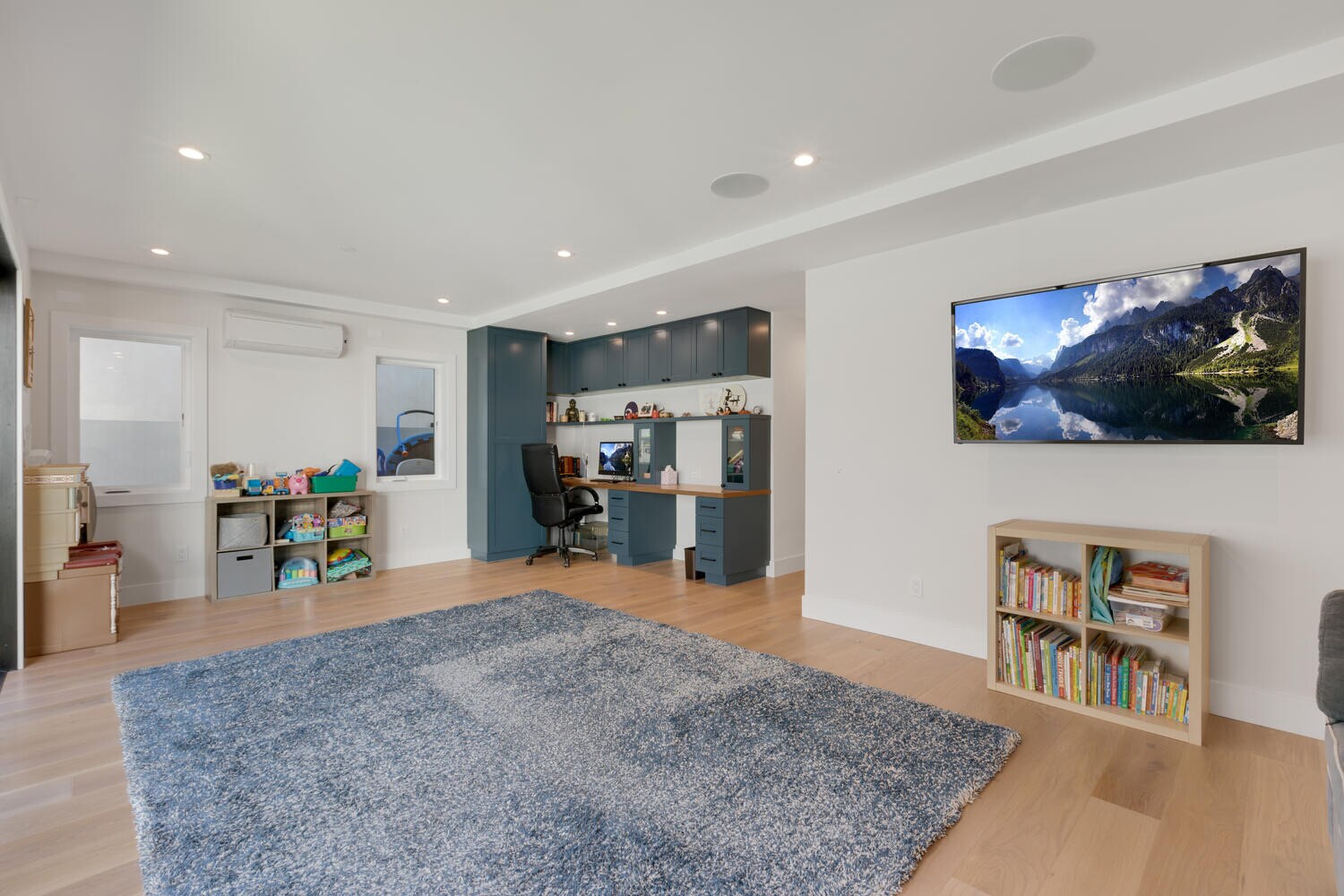 Building Photo - 248 34th St