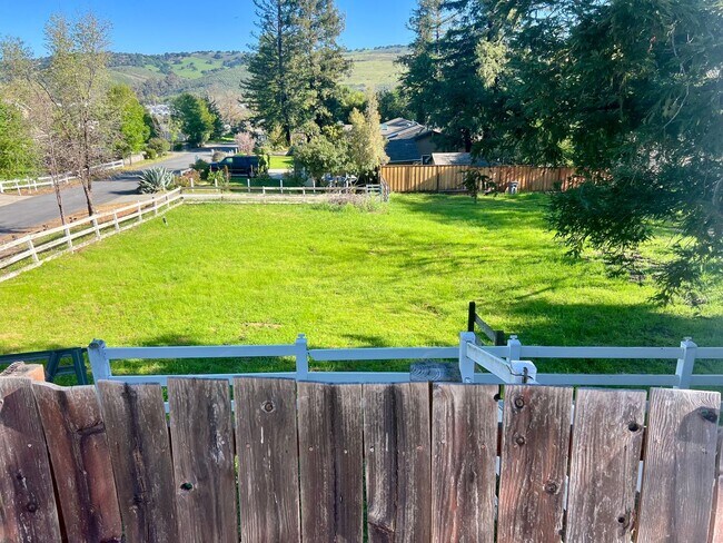Building Photo - Almaden Valley Ranchette on 1+ Acre | Pool, Horse Property & Views