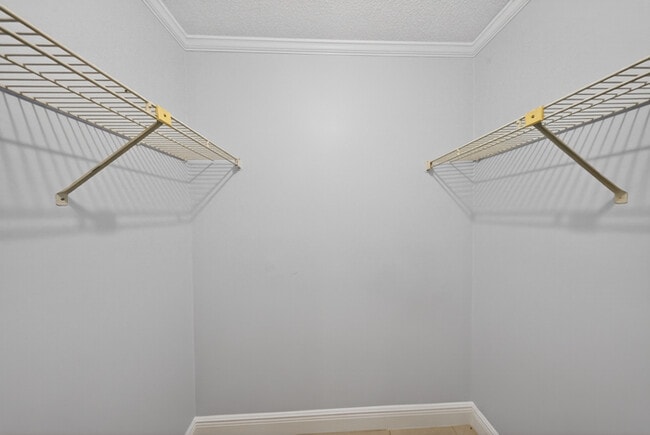 Building Photo - 5300 Treetops Dr