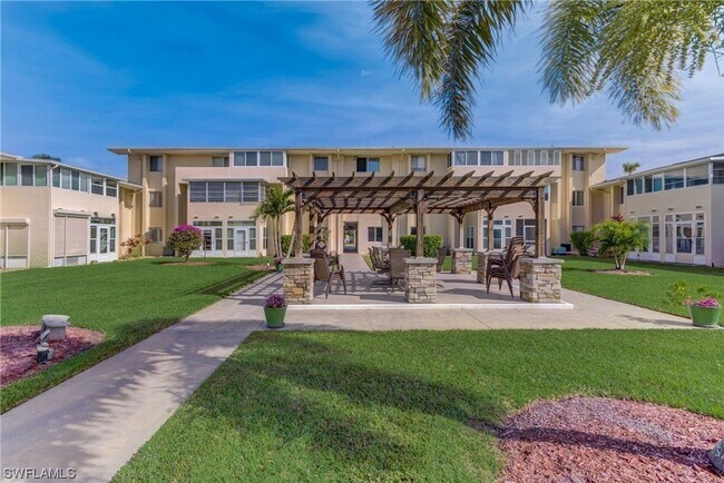 Building Photo - 55+ Charming first-floor condo nestled in the serene Fairways 3 Condominiums