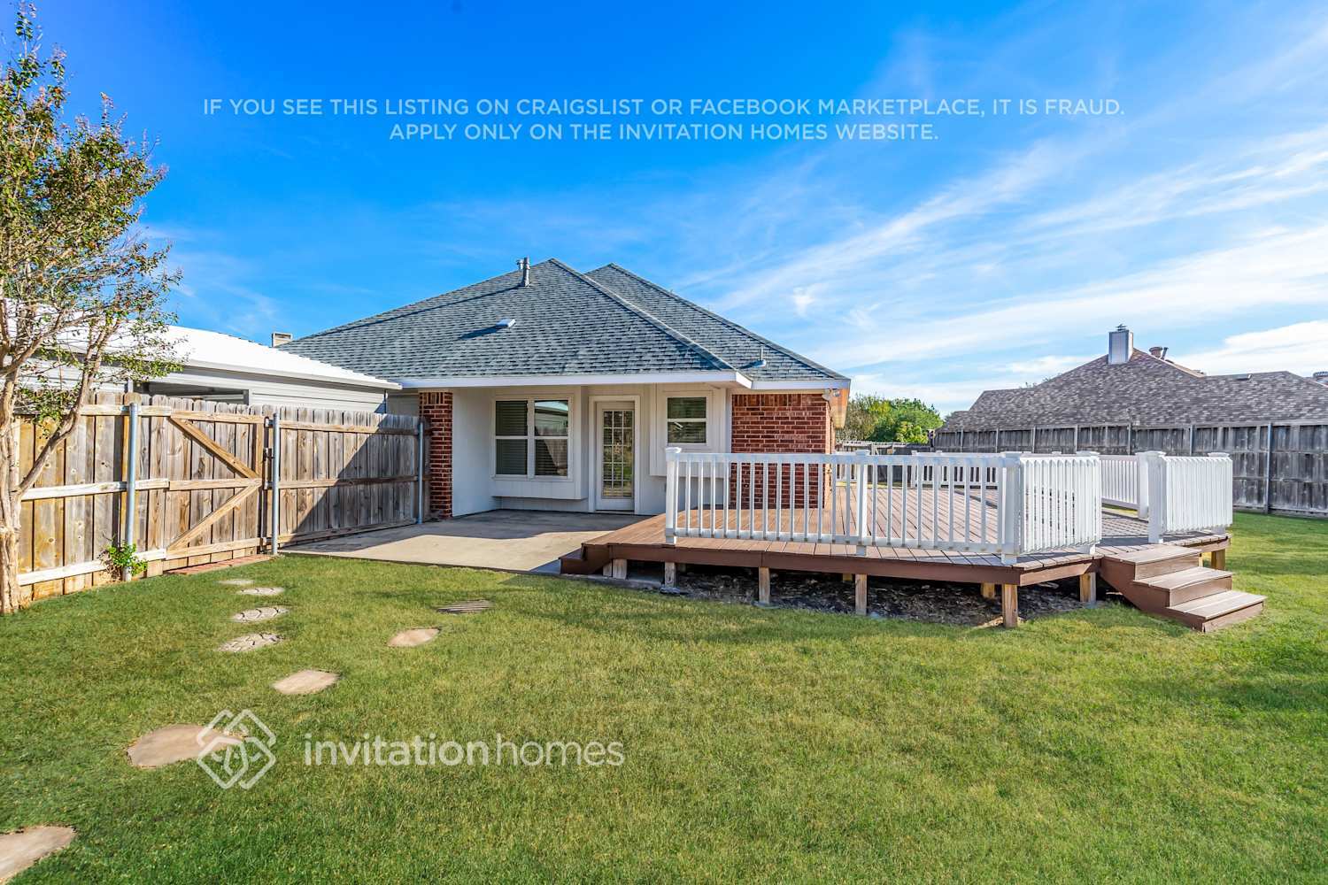 Building Photo - 8081 Durham Dr