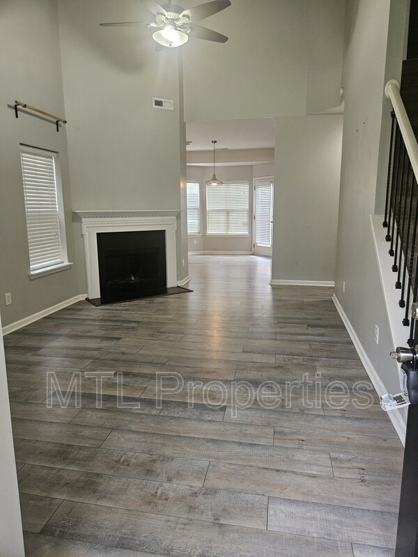 Building Photo - 8716 Berrybrook Ln
