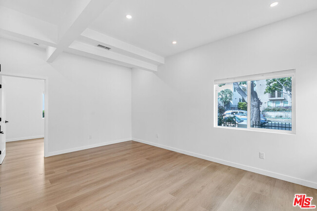 Building Photo - 1536 11th St
