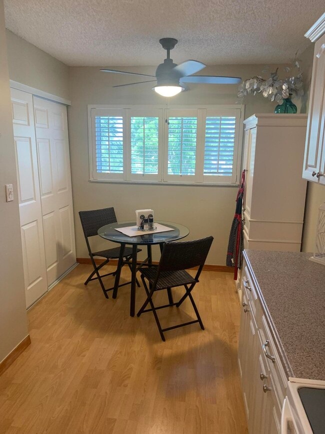 Building Photo - 4734 Lucerne Lakes Blvd