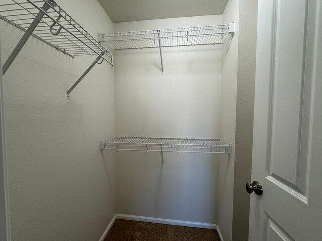 Building Photo - 2 Bed, 3 Bath in Cordata Neighborhood