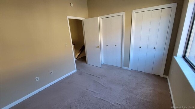 Building Photo - 21 Deer Run