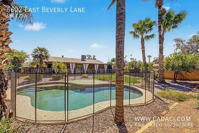 Building Photo - 6602 E Beverly Ln
