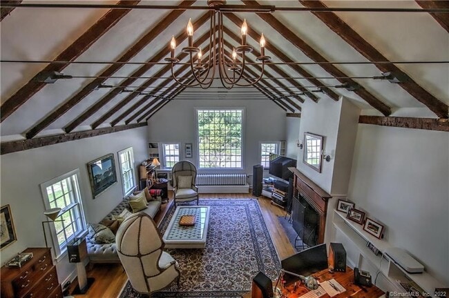 Building Photo - 96 Kings Hwy N