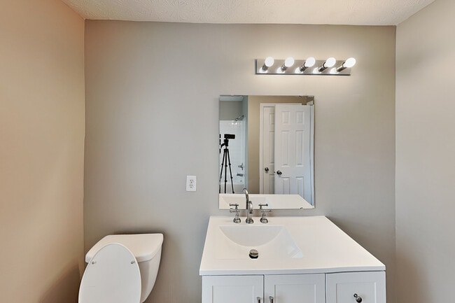 Building Photo - 2751 Wortham Way