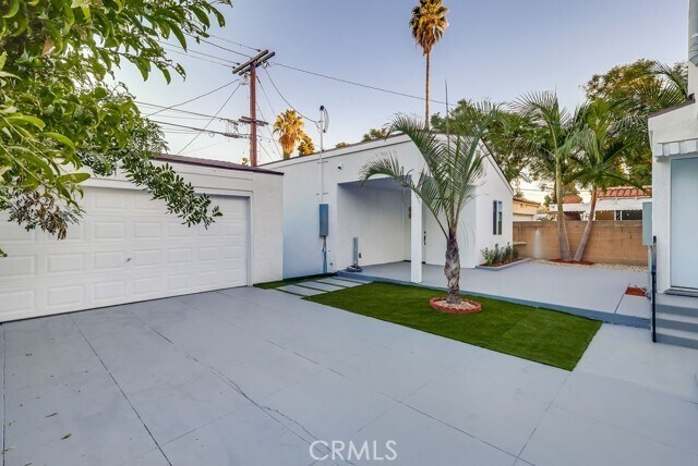 Building Photo - 4016 6th Ave