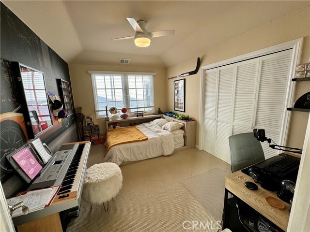 Building Photo - 336 10th St