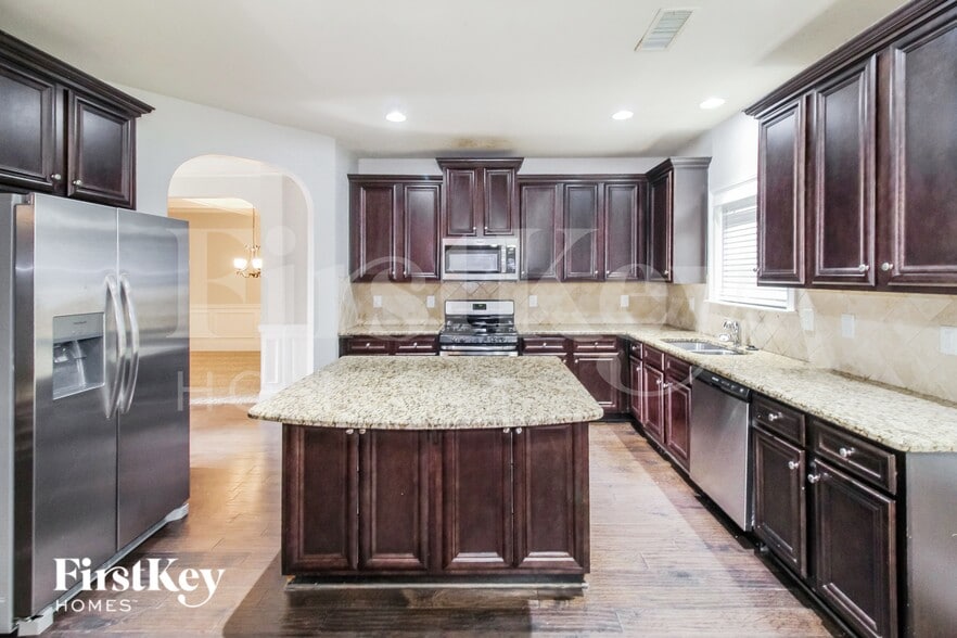 Building Photo - 4420 Balsam Bark Dr