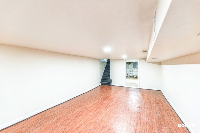 Building Photo - Charming 3BR Townhome in Baltimore