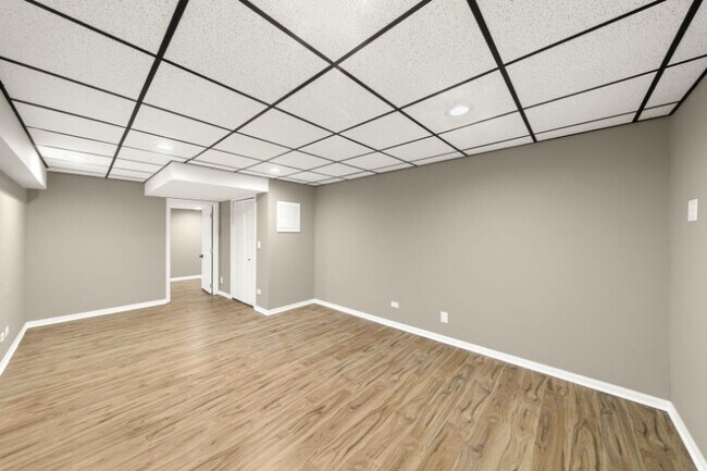 Building Photo - 990 Whitehall Way