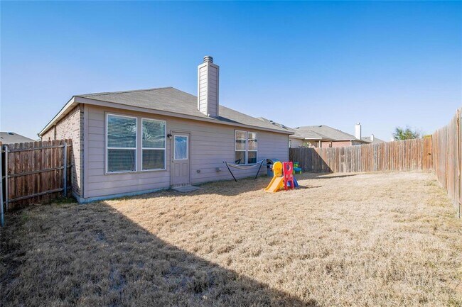 Building Photo - 7616 Berrenda Dr