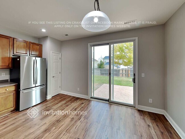 Building Photo - 282 Shenandoah Way