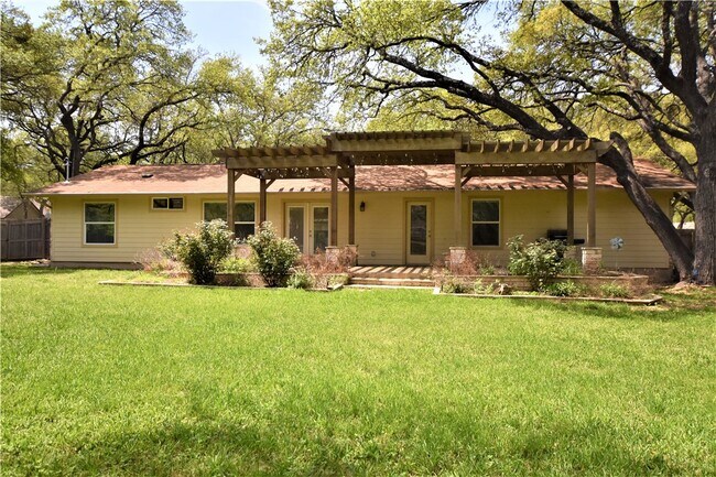 Building Photo - 13107 Stillforest St