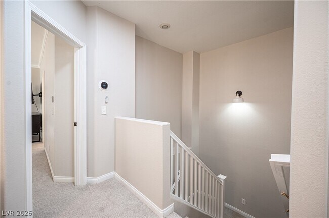 Building Photo - 641 Solitude Point Ave