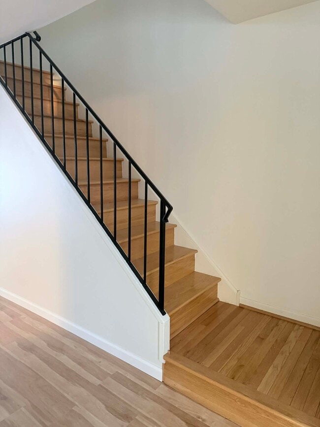 Building Photo - 3103 Ruby Dr