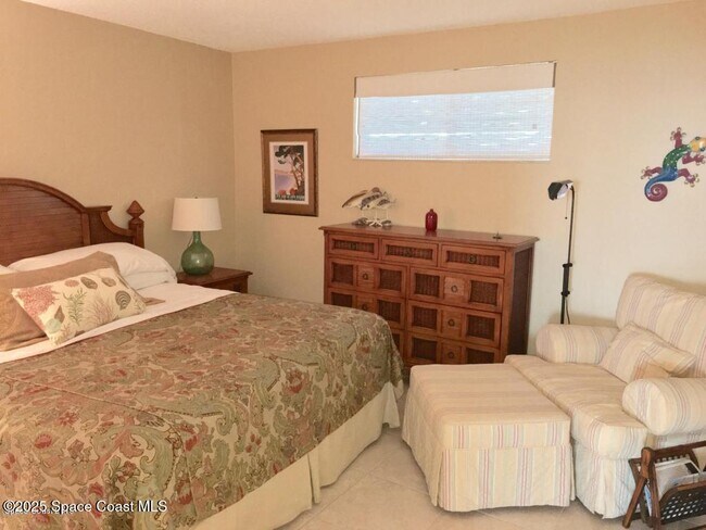 Building Photo - 1175 Jimmy Buffett Mem Hwy