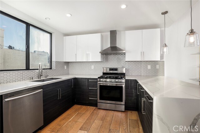 Building Photo - 2400 Glendale Ct