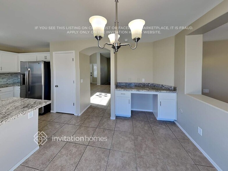 Building Photo - 16105 N 159th Dr