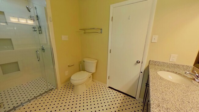 Building Photo - 3314 Jura Dr
