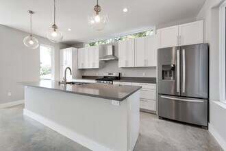 Building Photo - 3107 Walling Dr