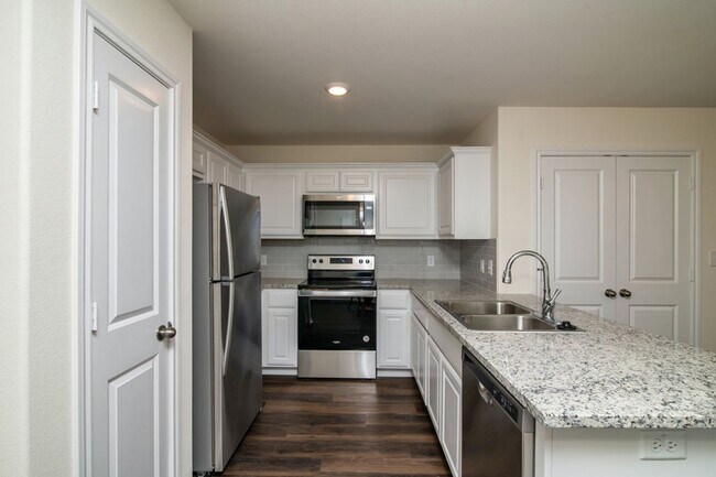 Building Photo - COMING SOON!  3 BEDROOM DUPLEX LOCATED IN WHITERIGHT TEXAS!