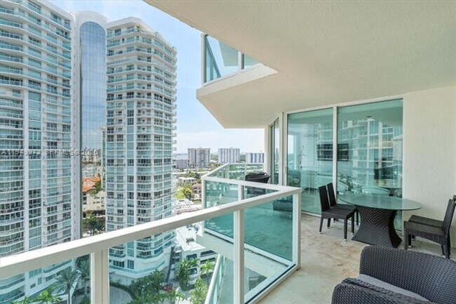Building Photo - 200 Sunny Isles Blvd