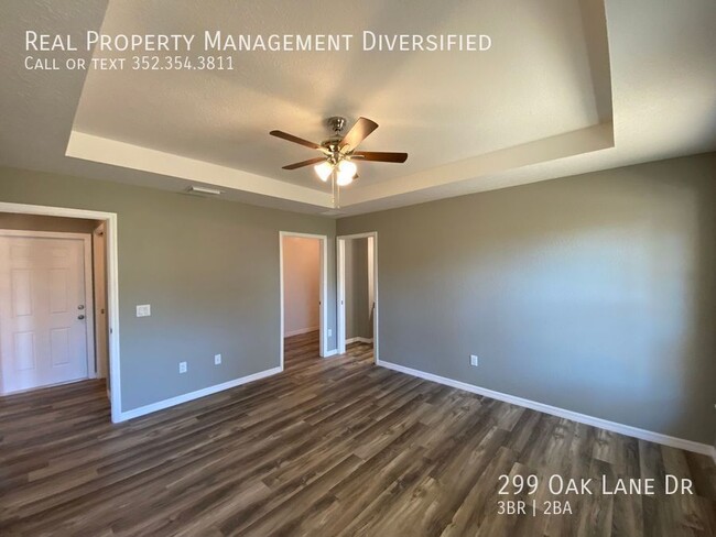 Building Photo - 299 Oak Ln Dr