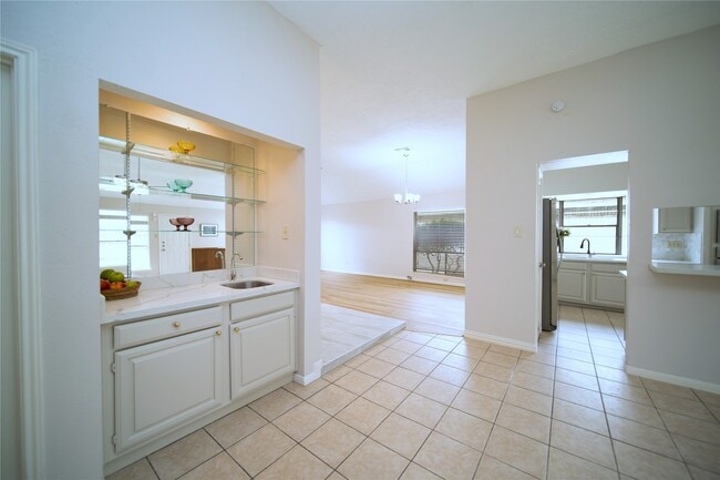 Building Photo - 3110 Flintwood Dr