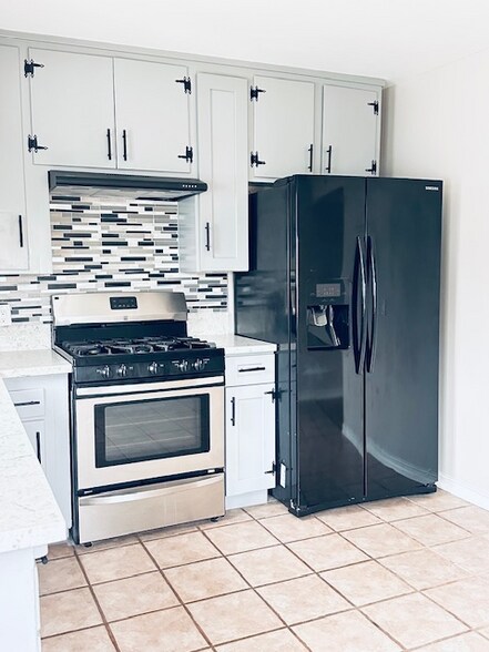 Building Photo - 1468 Chalcedony St