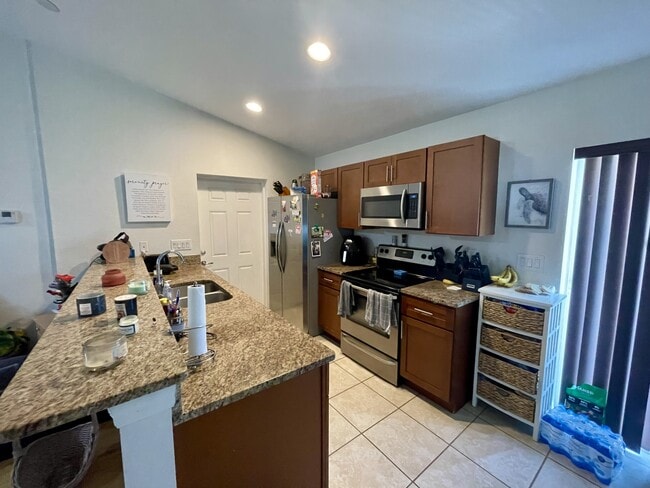 Building Photo - 1167 Urmey Ln