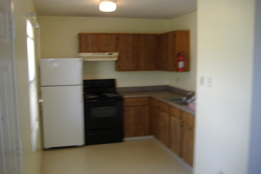 Building Photo - 631 J St