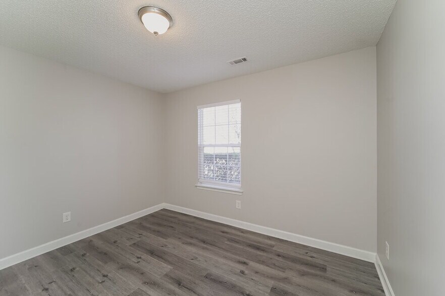 Building Photo - 4087 Counselors Dr