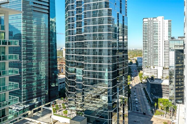 Primary Photo - 1200 Brickell Bay Dr