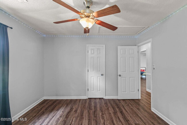 Building Photo - Beautiful 3 Bedroom, 2 Bath Home -135 Yate...