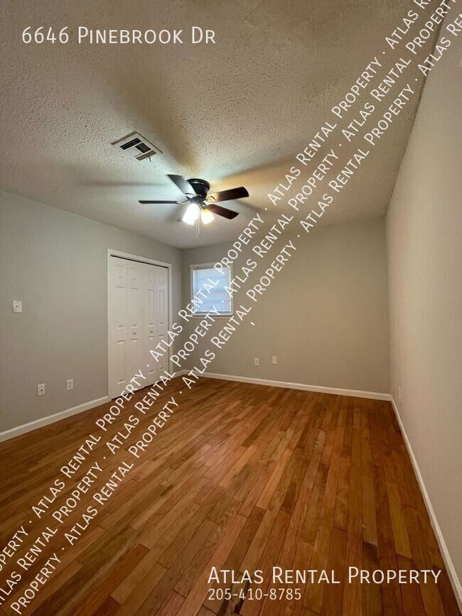 Building Photo - 6646 Pinebrook Dr