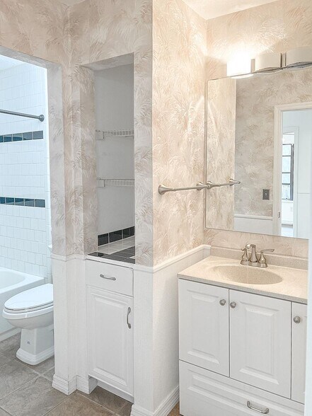 Building Photo - 11901 4th St N