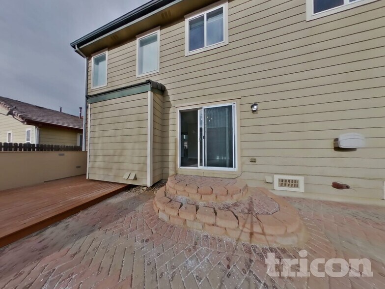 Building Photo - 14458 E 101st Pl