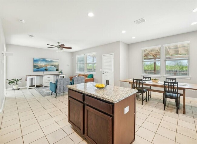 Building Photo - 5303 Marsh Ln