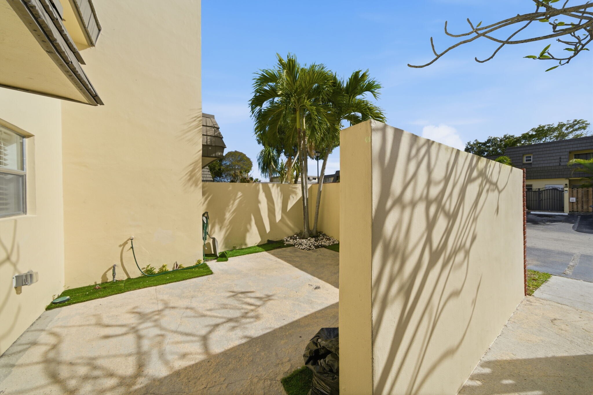 Building Photo - 8313 SW 137th Ave