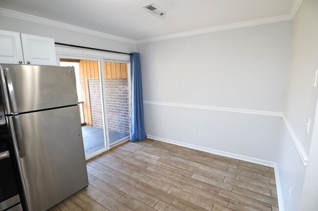 Building Photo - 2 Bed 1.5 Bath in Mepkin Place in West Ashley!