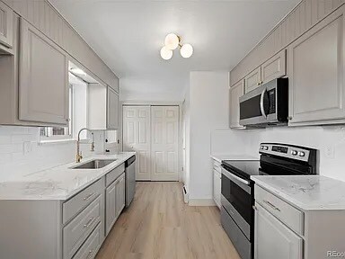 Building Photo - 1000 Zang St