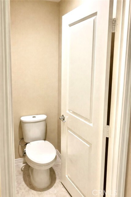 Building Photo - 1946 Canopy