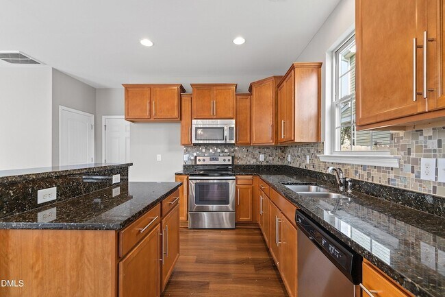 Building Photo - 188 Outwater Ridge Dr