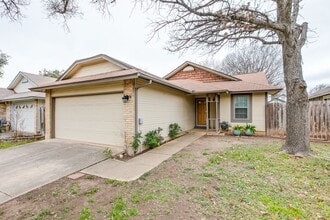 Building Photo - 3-BEDROOM HOME IN STONERIDGE, NORTH EAST I.S.D.