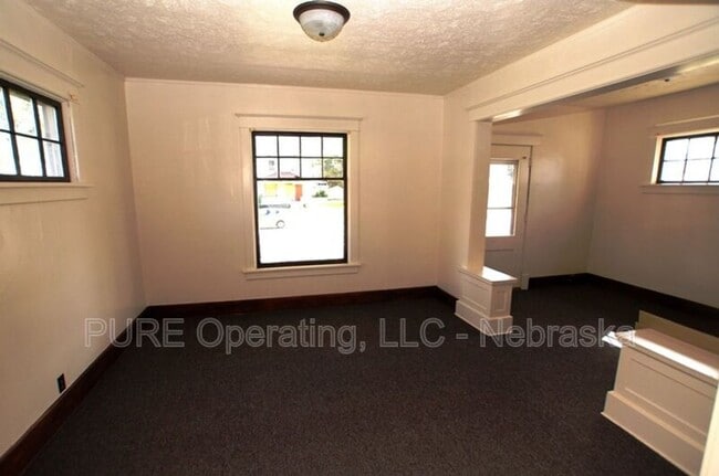 Building Photo - 1474 Spencer St